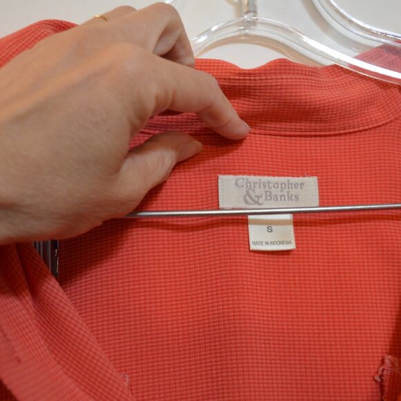 Christopher & Banks Rayon-Poly Red Textured Button-Down Short Sleeves Shirt S - Picture 2 of 6